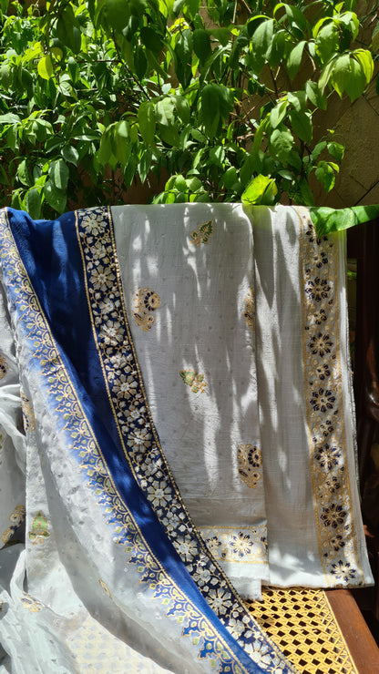 Surmai -3 piece unstitched